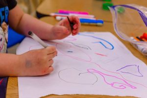 Beneficios que tiene el arte para los niños